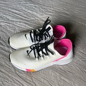 Like New Nike Zoom Athletic Shoes